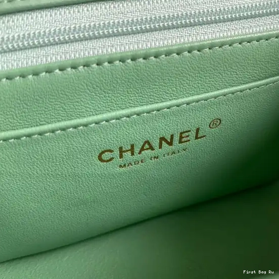First Bag Ru CHANEL FLAP 17CM BAG 0607